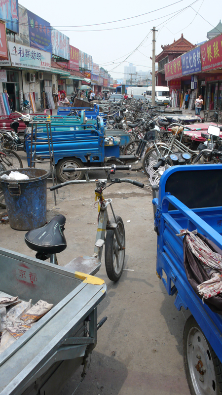 bike parking at textile market